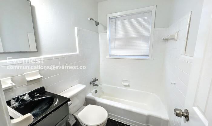 2033 Nettie Ct - Photo 6 of 17