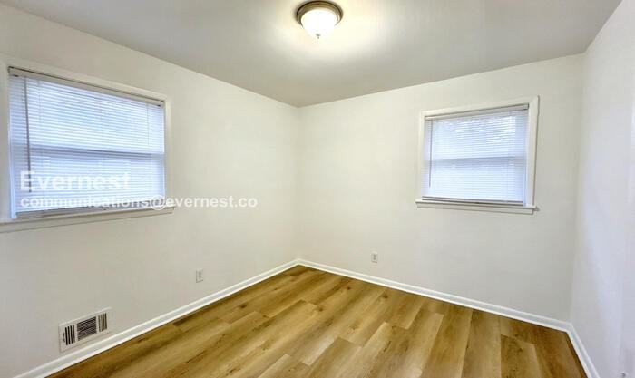 2033 Nettie Ct - Photo 7 of 17