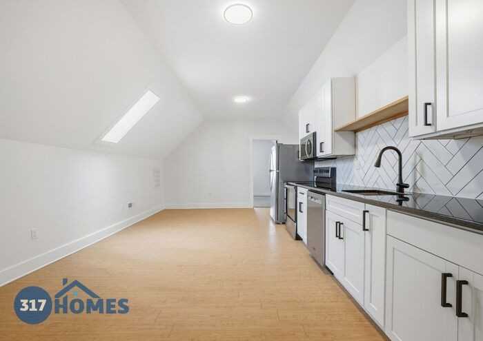 1413 Marlowe Avenue - Photo 5 of 15