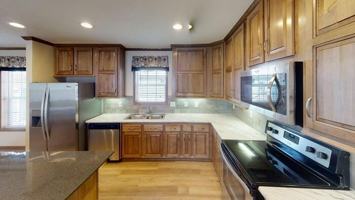 featured image of 140 American Avenue