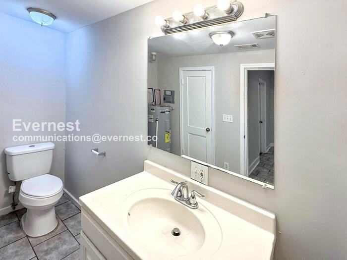 115 Front St - Photo 7 of 22