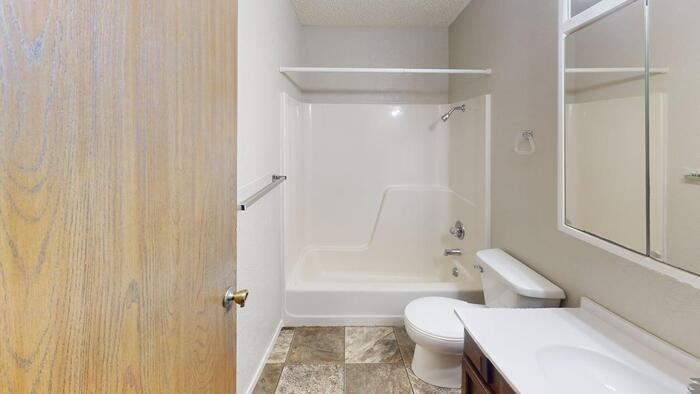 1727 North Grandview Lane #201 - Photo 2 of 5