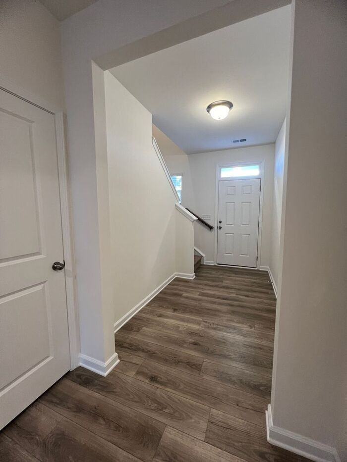 102 Arbor Trl - Photo 3 of 50