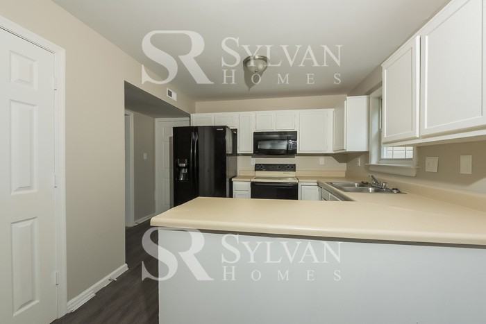 3502 Skipping Rock Pl - Photo 6 of 16