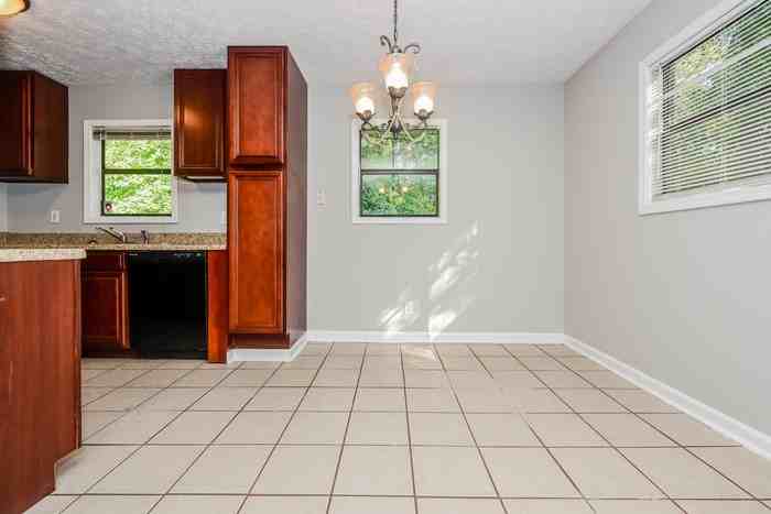 999 Fairview Rd - Photo 4 of 15