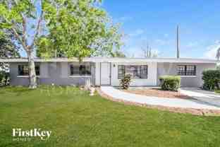 1003 West 14th Street - Photo 1 of 1