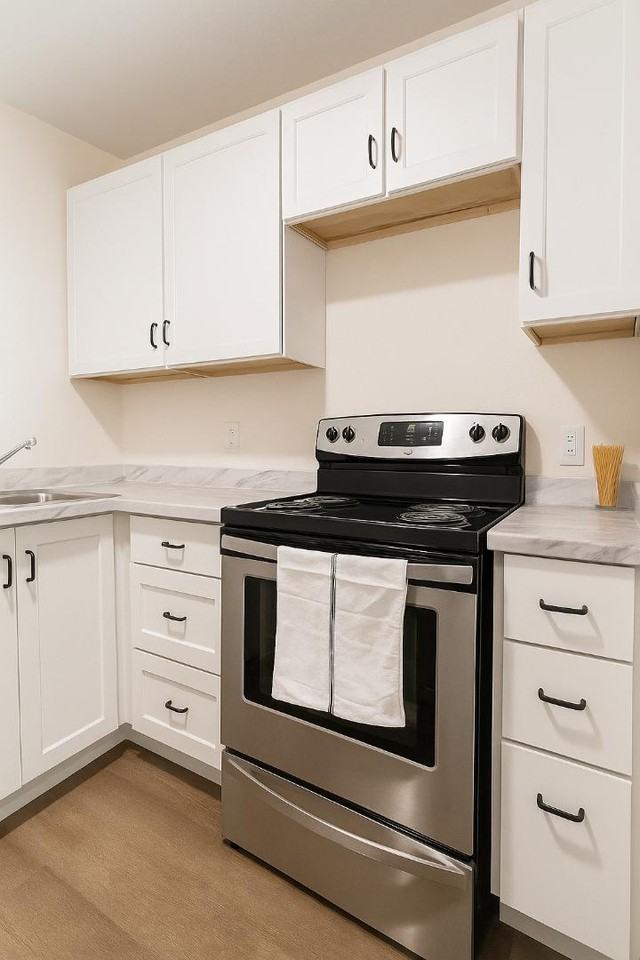 1895 Avenue H NW - Photo 5 of 9