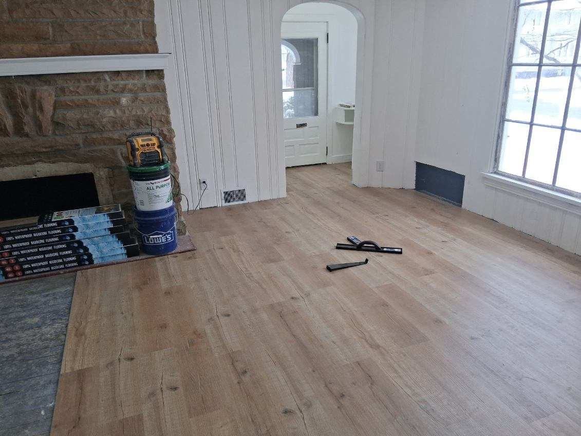 920 Fulton St - Photo 4 of 14