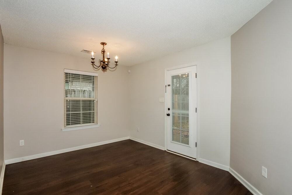 9470 Eckley Pl - Photo 6 of 16