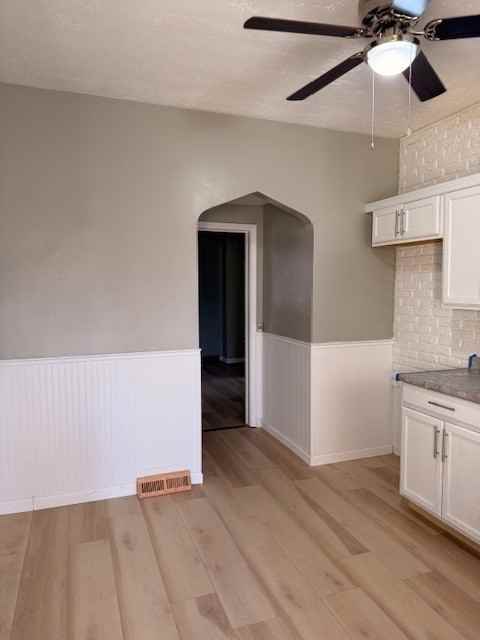 442 E Central Ave - Photo 7 of 23