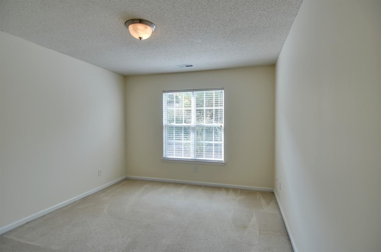 1148 Academic Drive #1 - Photo 5 of 8