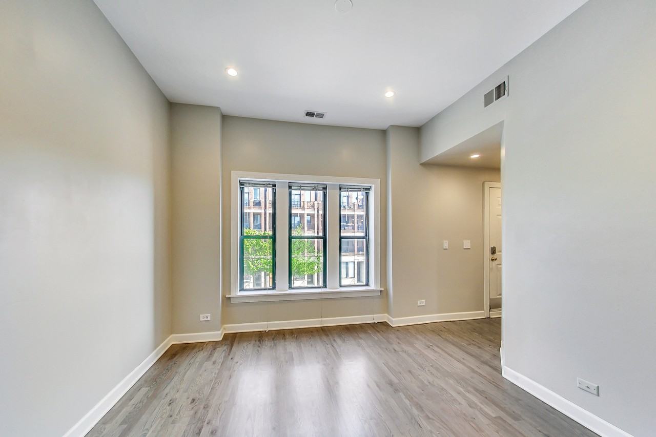 2709 West Chicago Avenue #2F - Photo 2 of 15