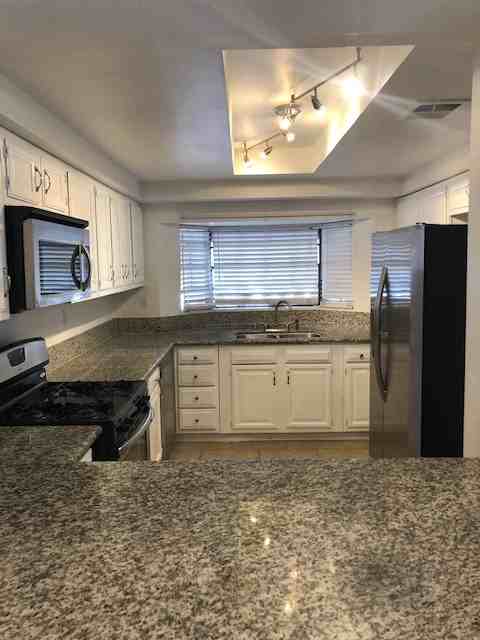 3944 Edgemoor Way - Photo 2 of 22