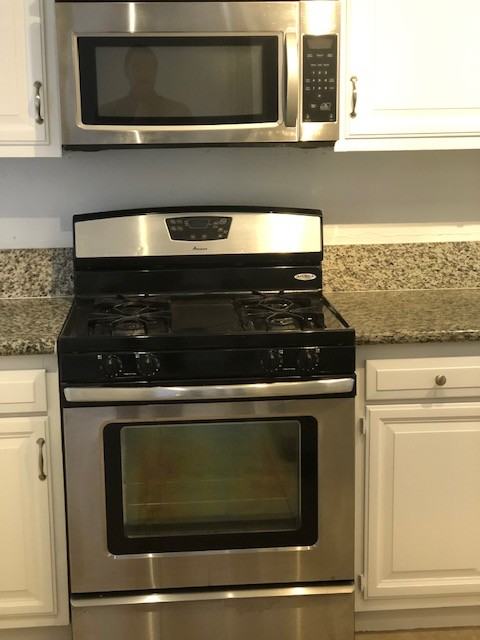 3944 Edgemoor Way - Photo 4 of 22