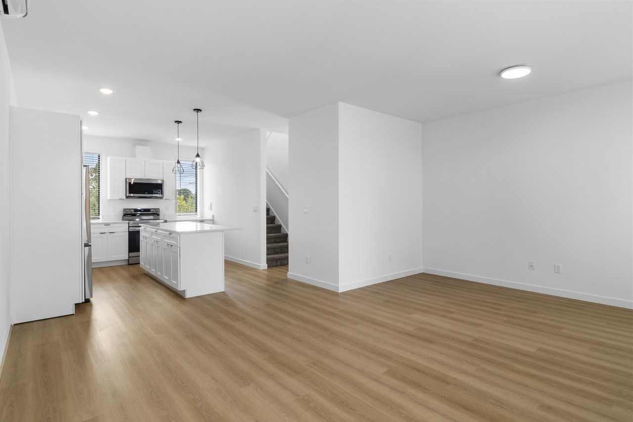 7515 Grange Avenue West #7515 - Photo 7 of 35