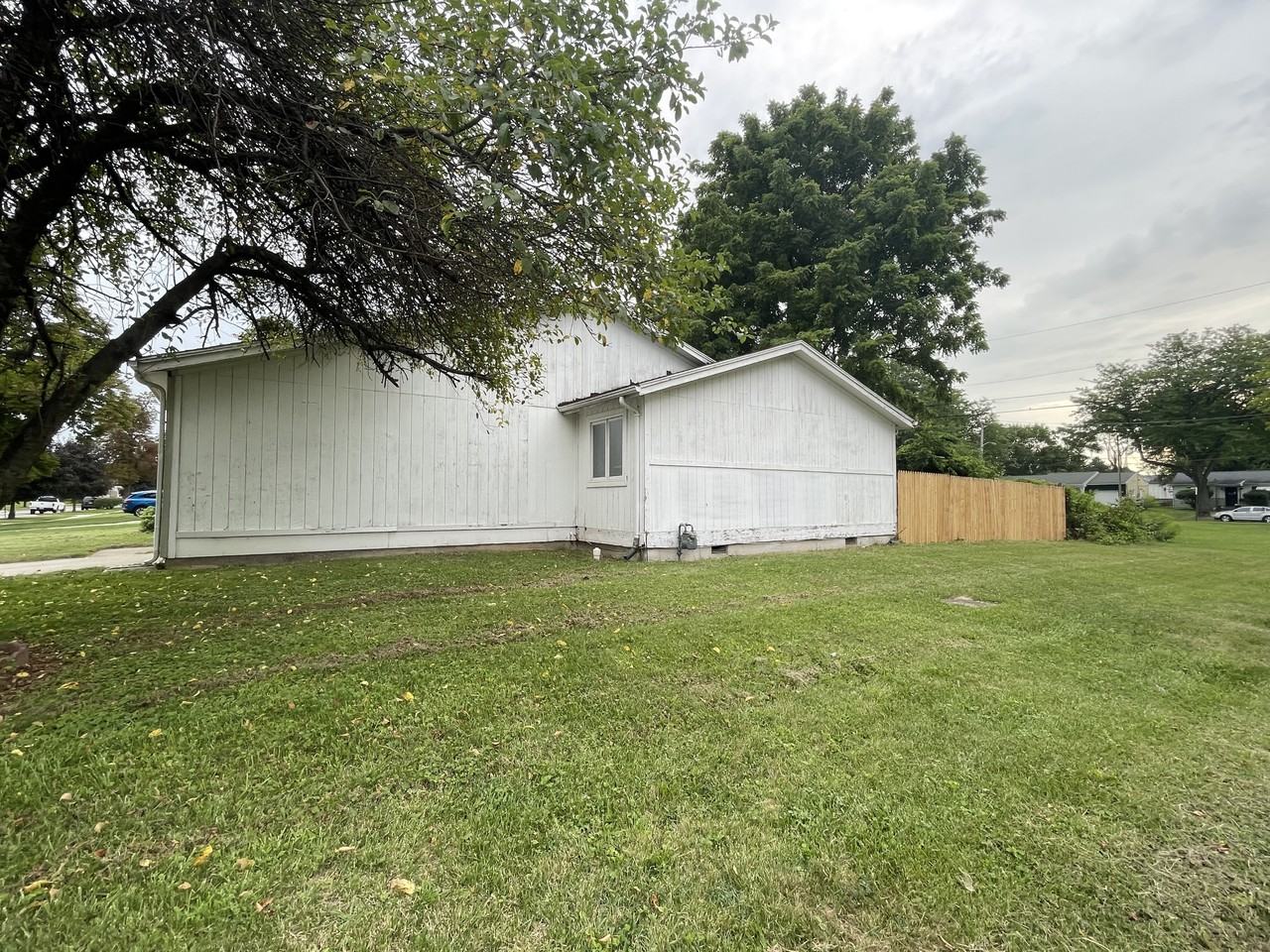 2104 N 14th St - Photo 2 of 15