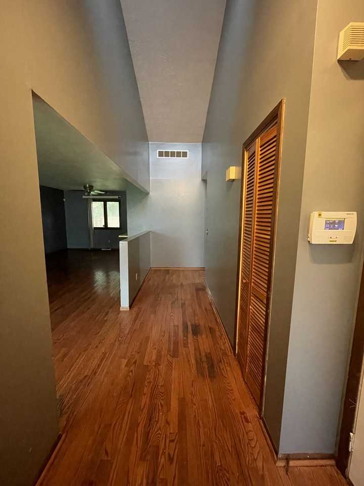2104 N 14th St - Photo 3 of 15