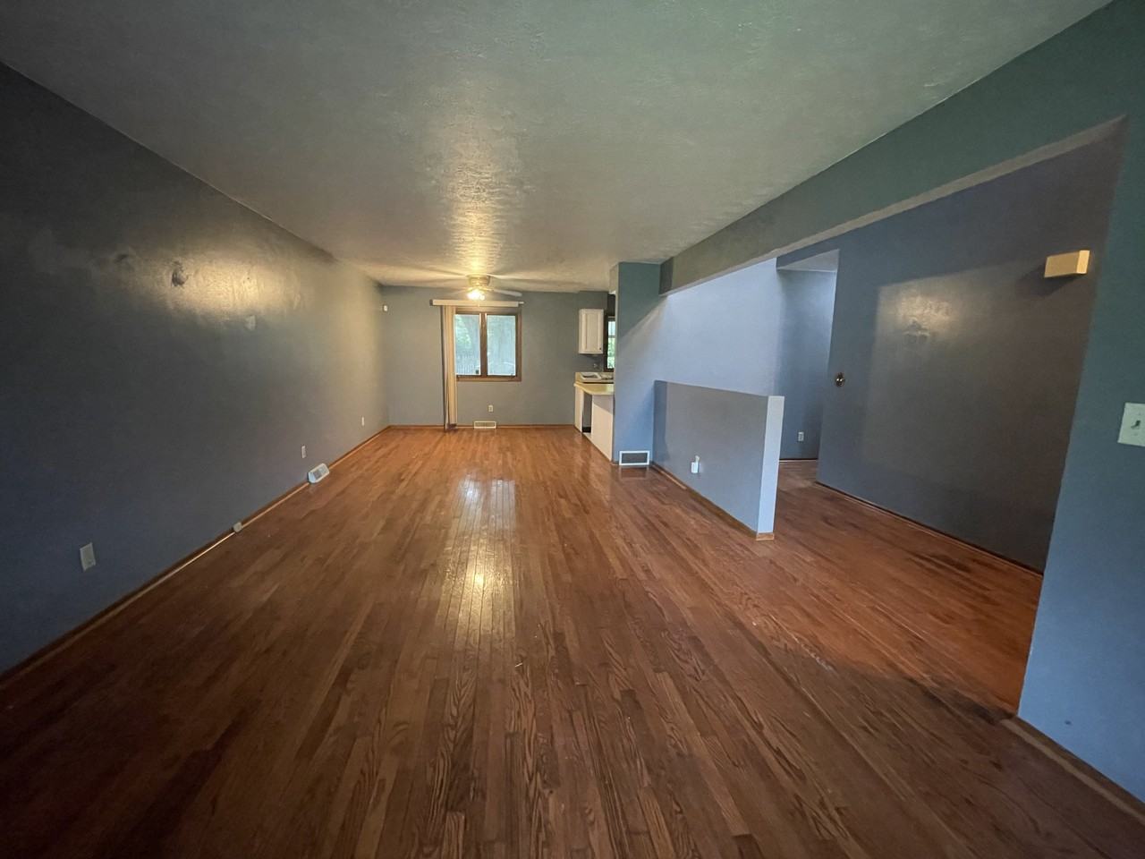 2104 N 14th St - Photo 4 of 15