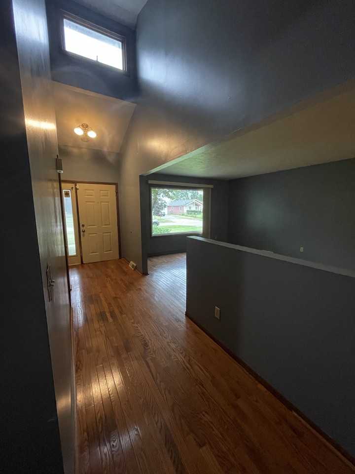 2104 N 14th St - Photo 5 of 15