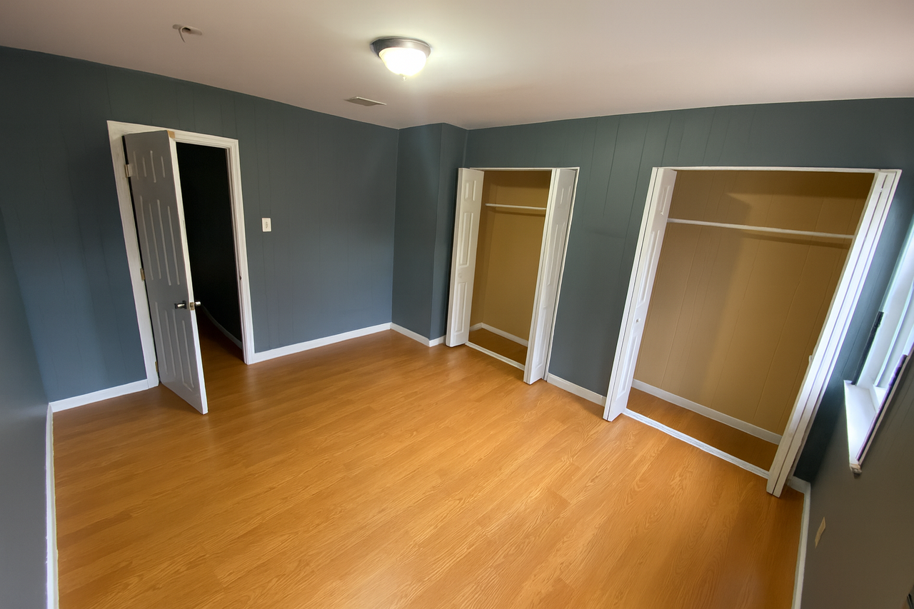 2115 Sigel Street #1 - Photo 5 of 11