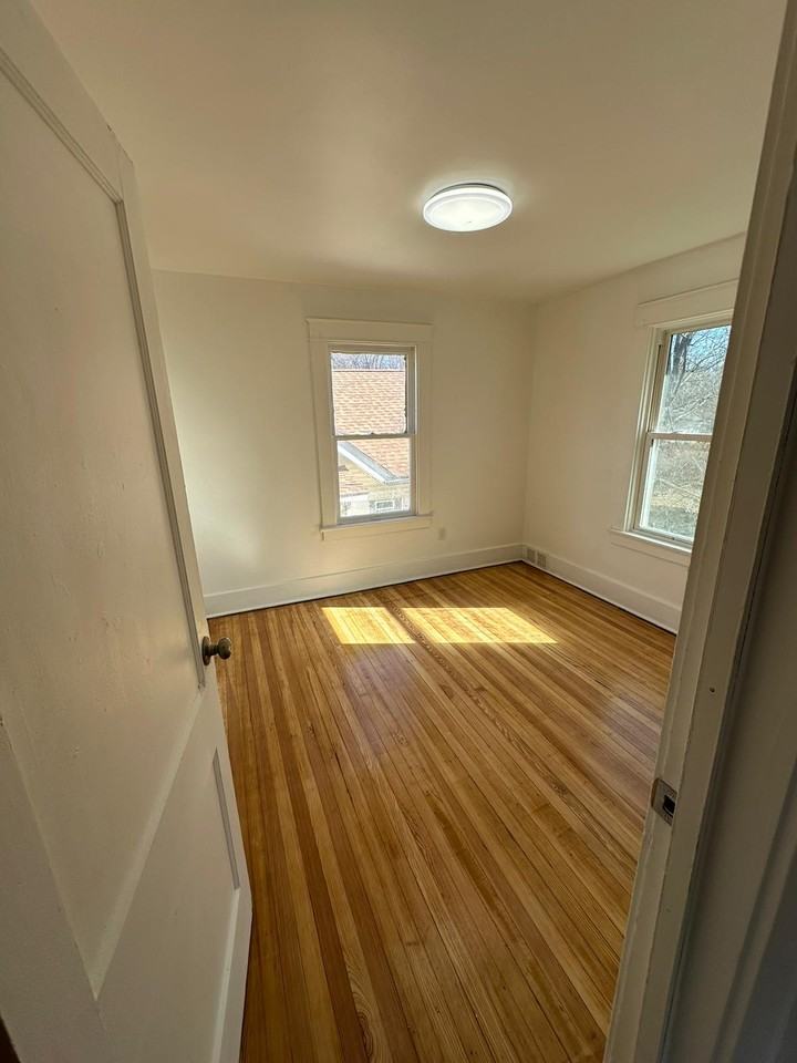 459 Idora Ave #118 - Photo 3 of 4