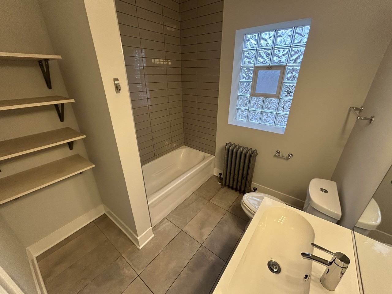 2157 N Avers Ave #1 - Photo 2 of 9