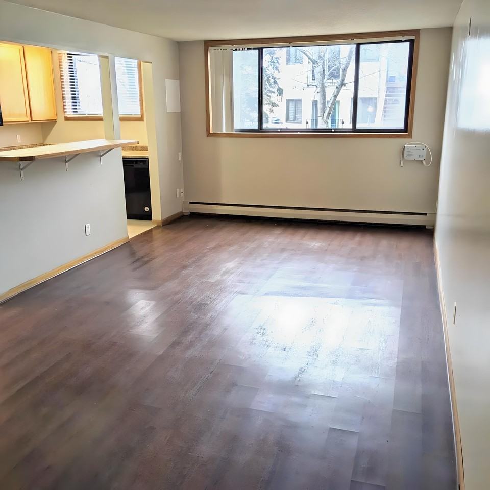 976 Robert Street South #976-301 - Photo 2 of 26