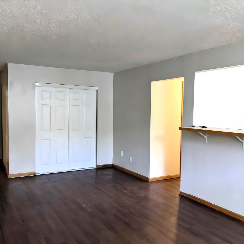 976 Robert Street South #976-301 - Photo 4 of 26