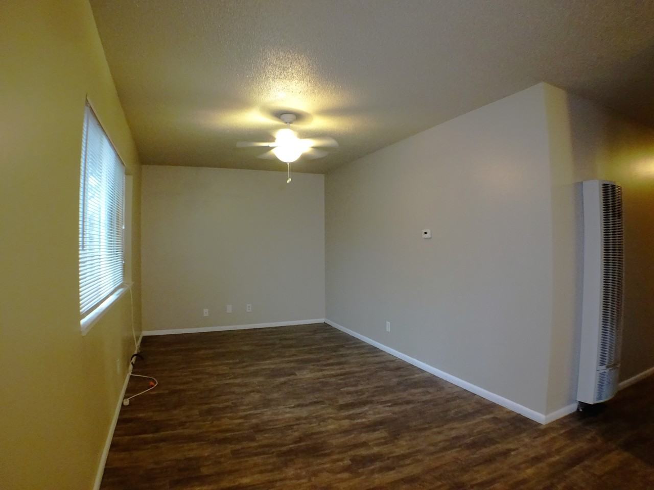 275 E 19th St #D - Photo 4 of 12