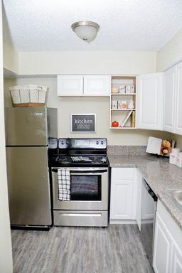 7436 7436 NW 10th Street-1a #36-1A - Photo 3 of 6