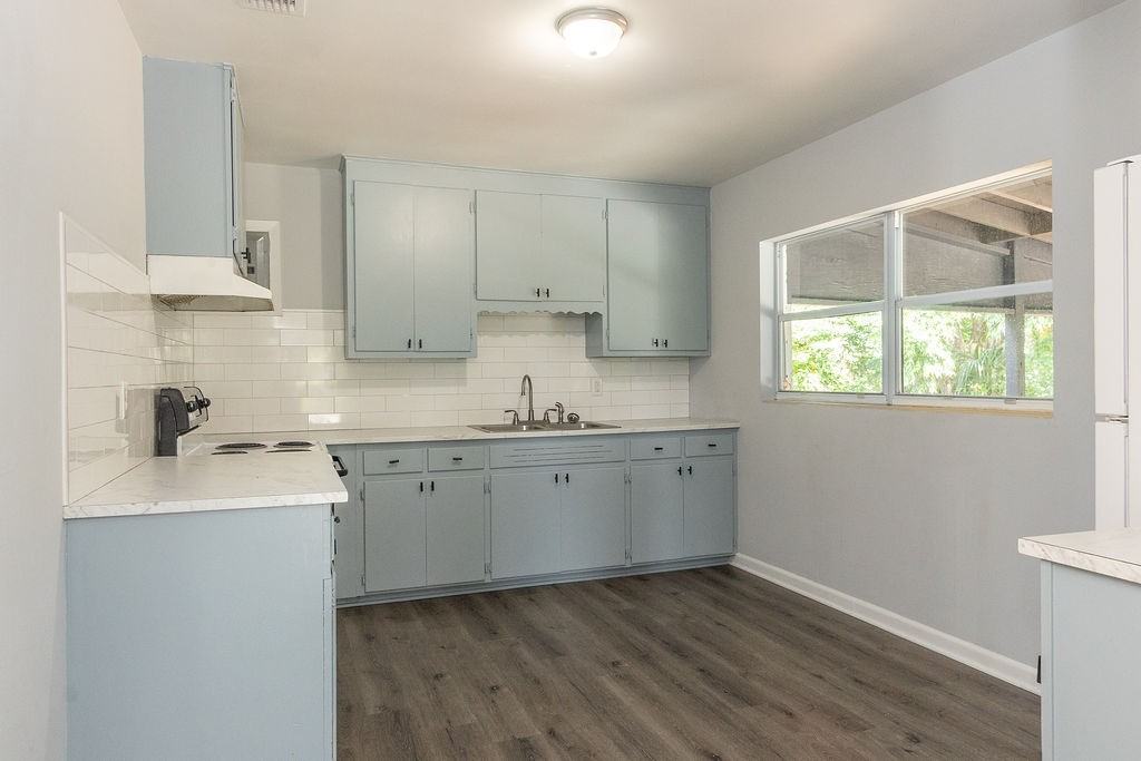 831 N Arlington Ave #1 - Photo 5 of 13