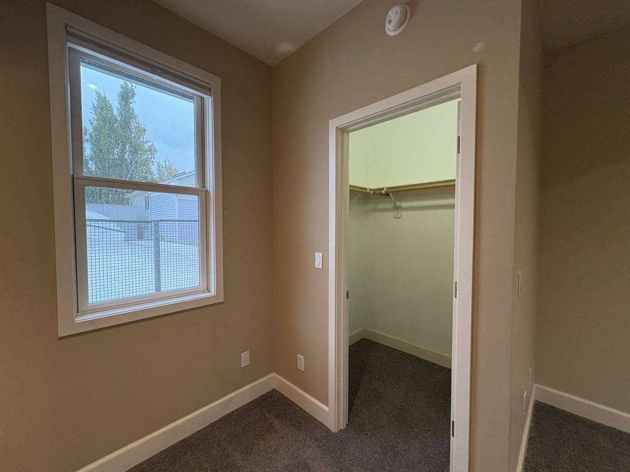 1926 Nw Overton St #1 - Photo 6 of 11