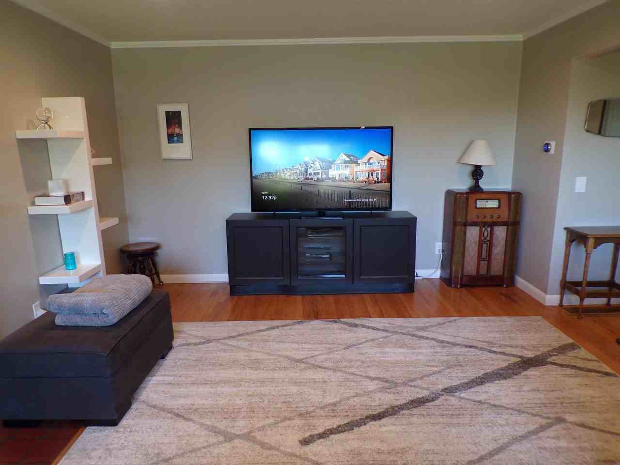 6331 Southwest Wilbard Street #1 - Photo 5 of 43