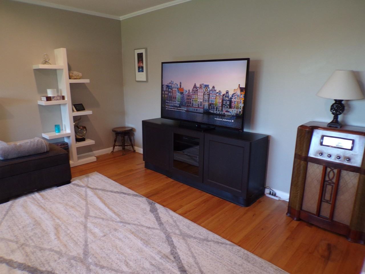 6331 Southwest Wilbard Street #1 - Photo 6 of 43