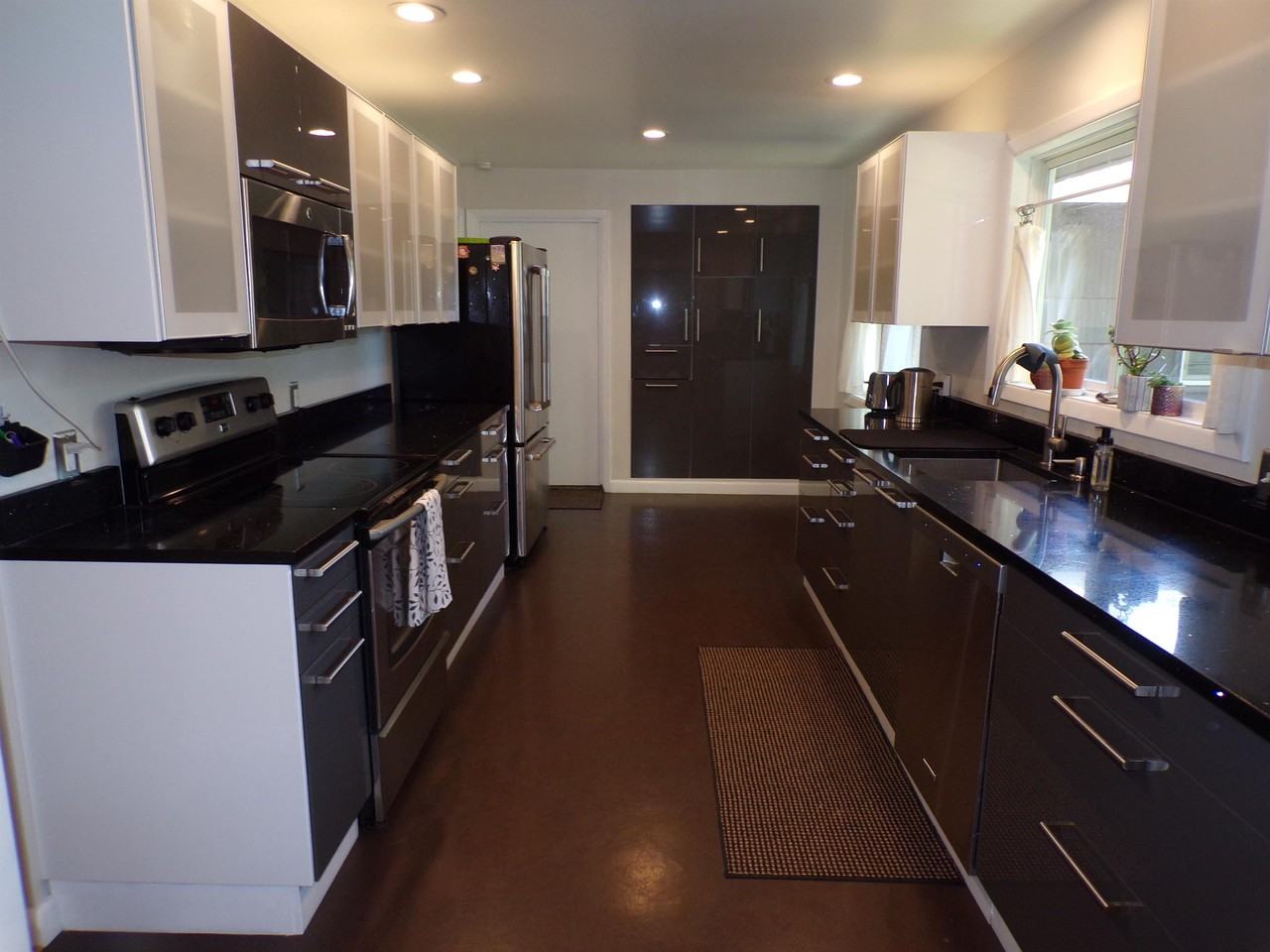 6331 Southwest Wilbard Street #1 - Photo 7 of 43