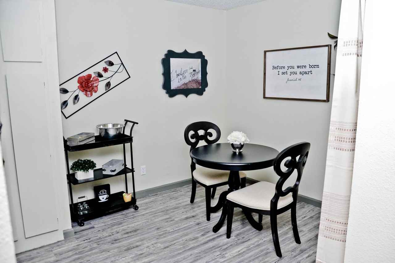 7402 7402 NW 10th Street-1b #02-1B - Photo 3 of 5