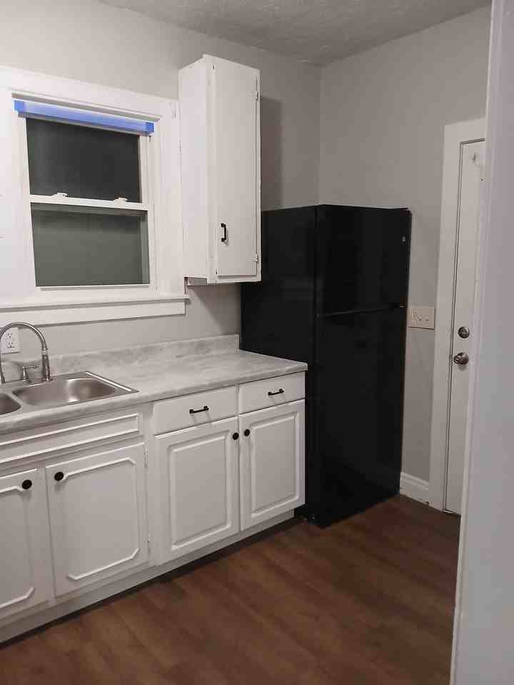 309 West Memorial Drive #1 - Photo 5 of 11