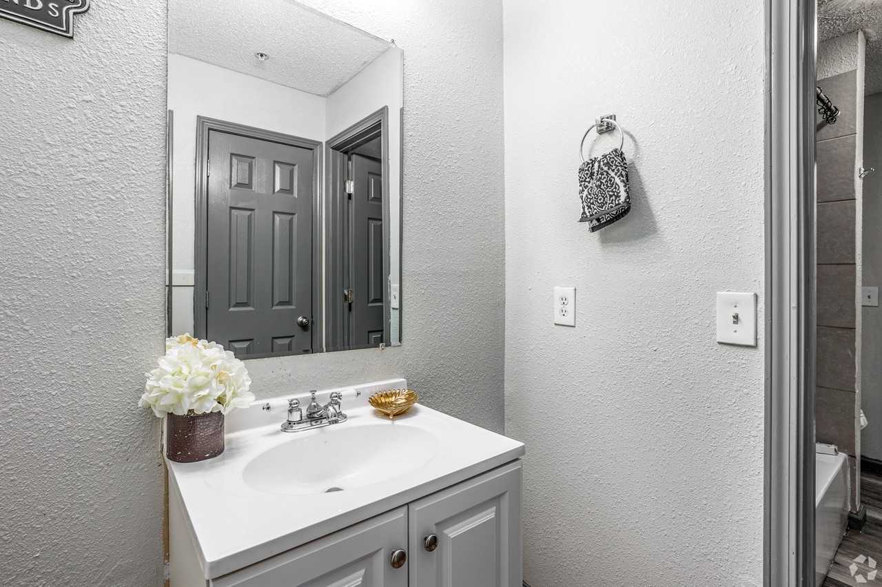 451 Tinker Diagonal St #19-205R - Photo 4 of 6