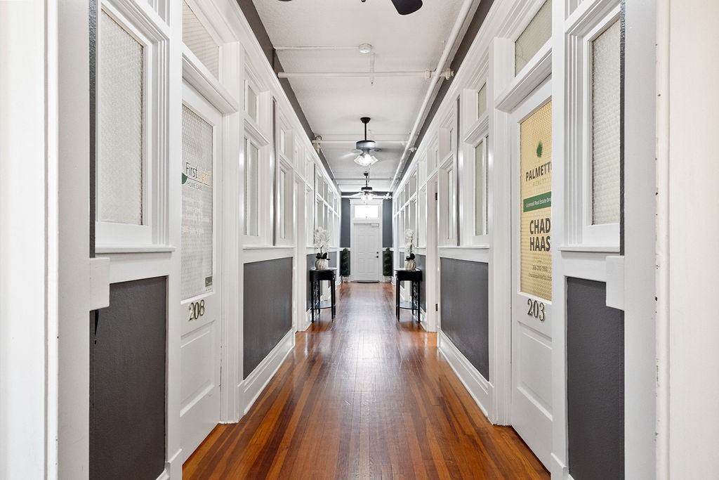 112 West Indiana Avenue #1 - Photo 4 of 36