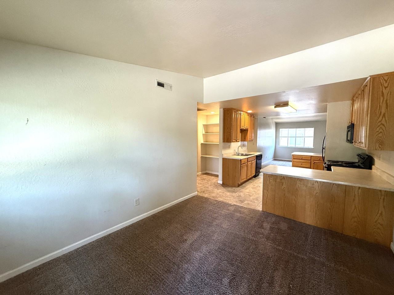 390 Ash St #4 - Photo 2 of 13