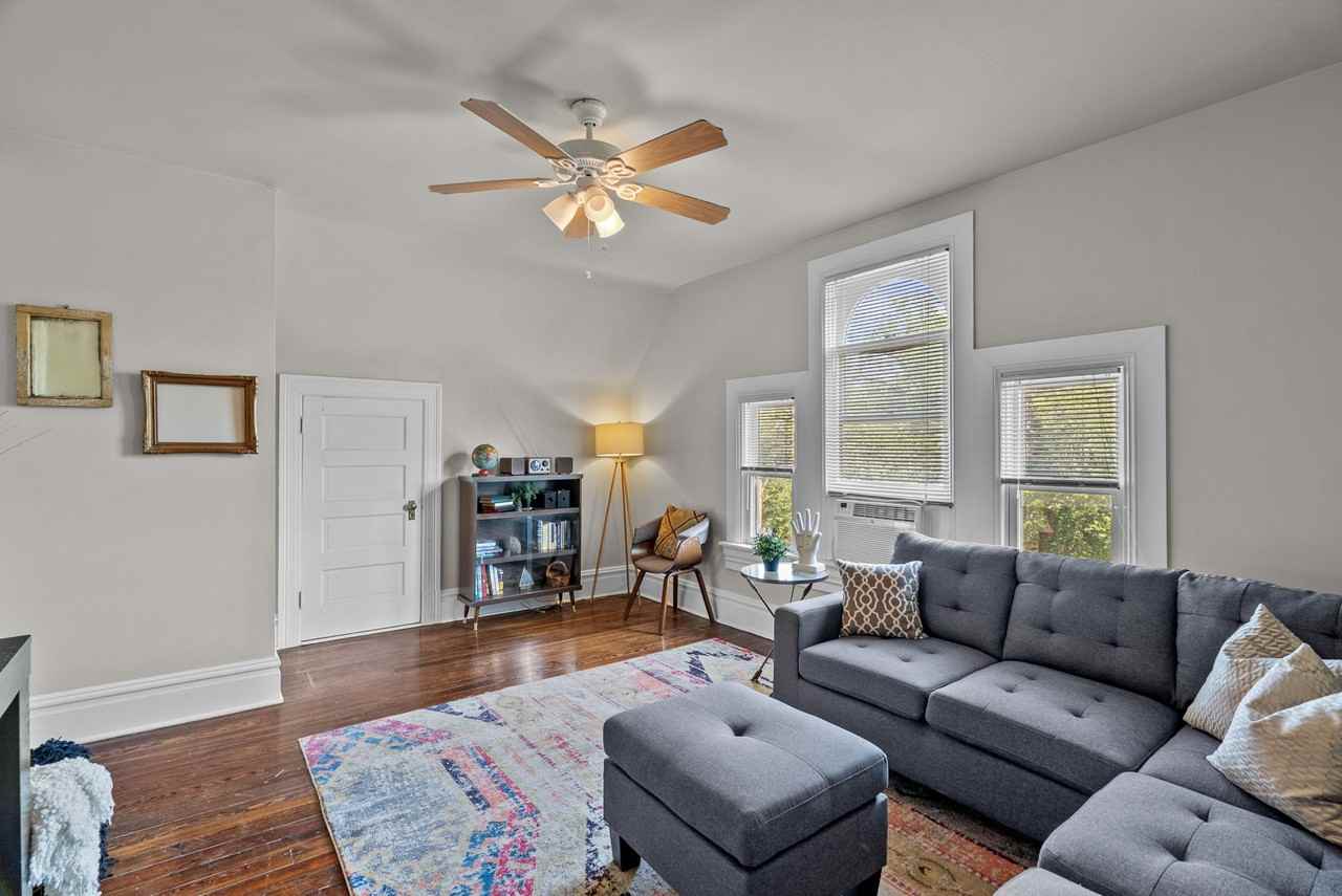 4600 4600 McPherson Ave3rd FL #W3