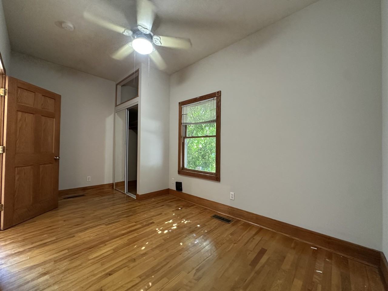 2916 Grand Ave S #1 - Photo 6 of 15