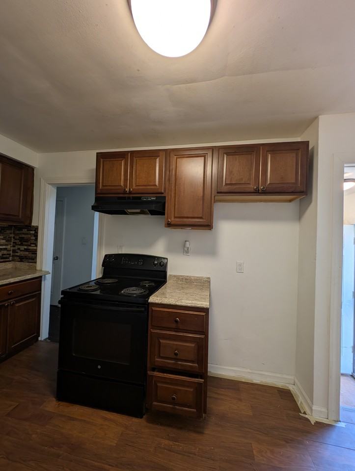 20242 Ward Avenue #1 - Photo 7 of 19