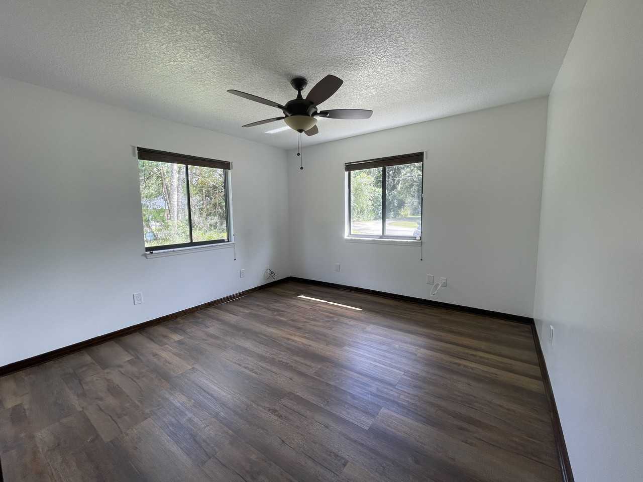 385 385 Harmony Way - 1 - 1 #1 - Photo 4 of 10