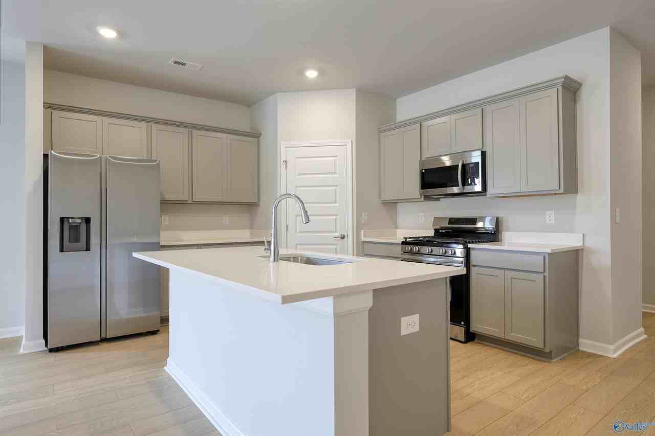 12392 Whitcomb Cir #1 - Photo 4 of 5