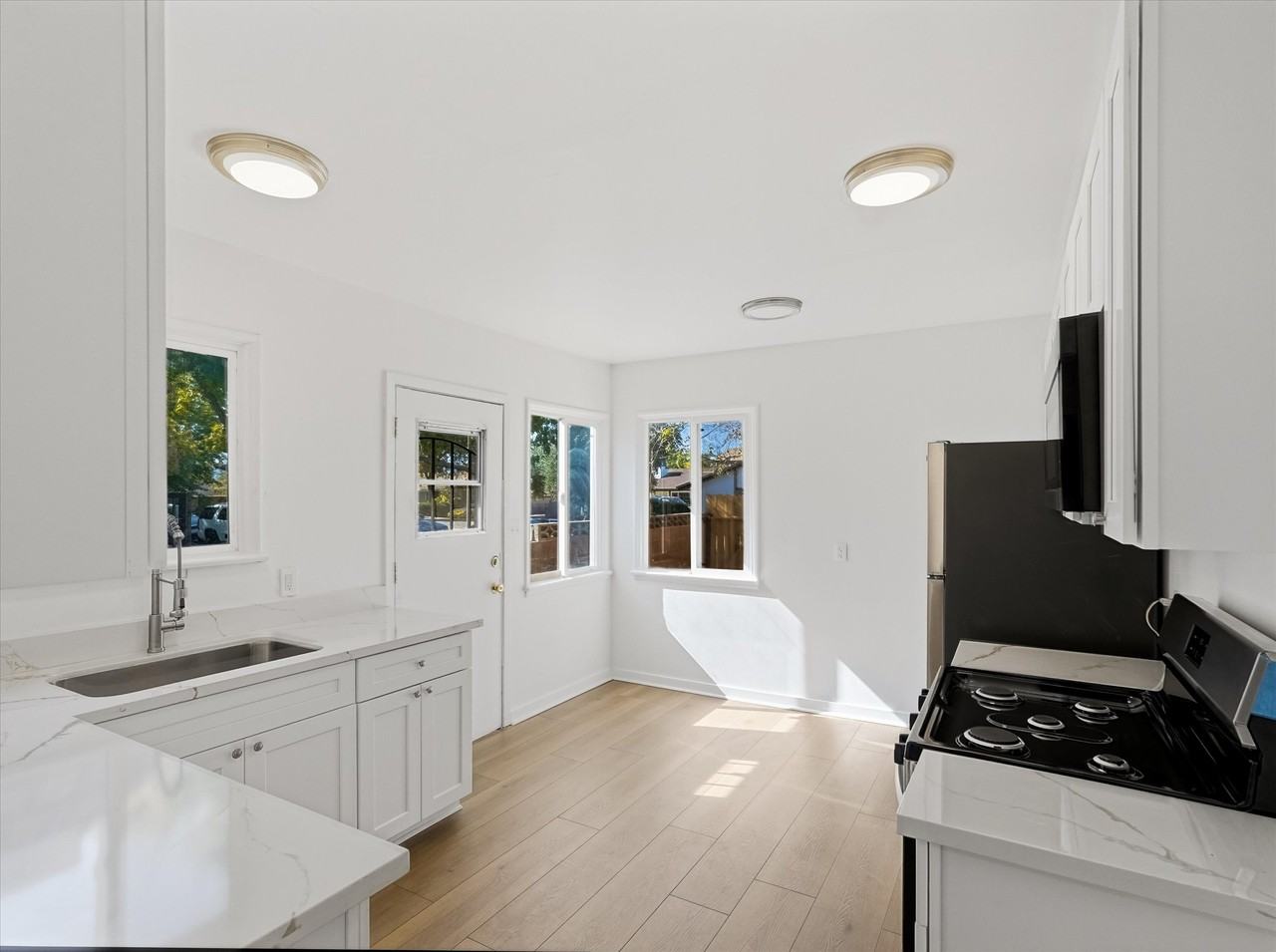 44734 Gadsden Avenue #44734 - Photo 3 of 18