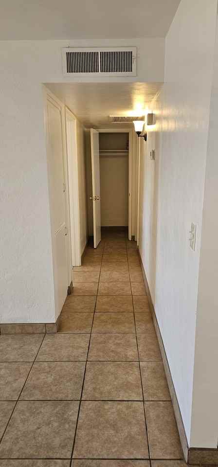 62 S Allen #C - Photo 5 of 11