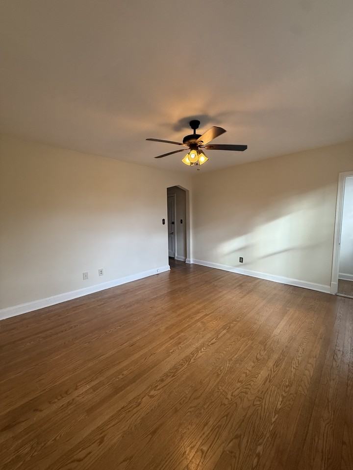 5004 2nd Street Northwest #5004-3 - Photo 4 of 24