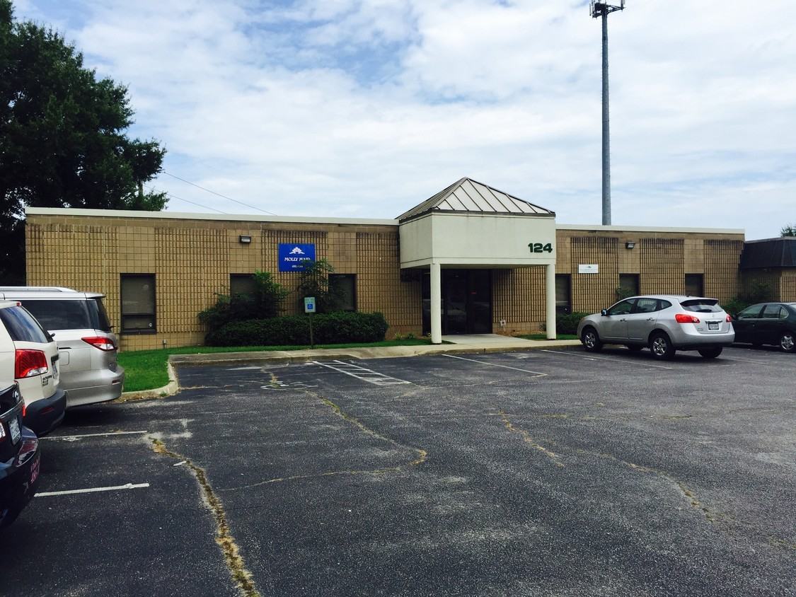 124 South Lynnhaven Road #101