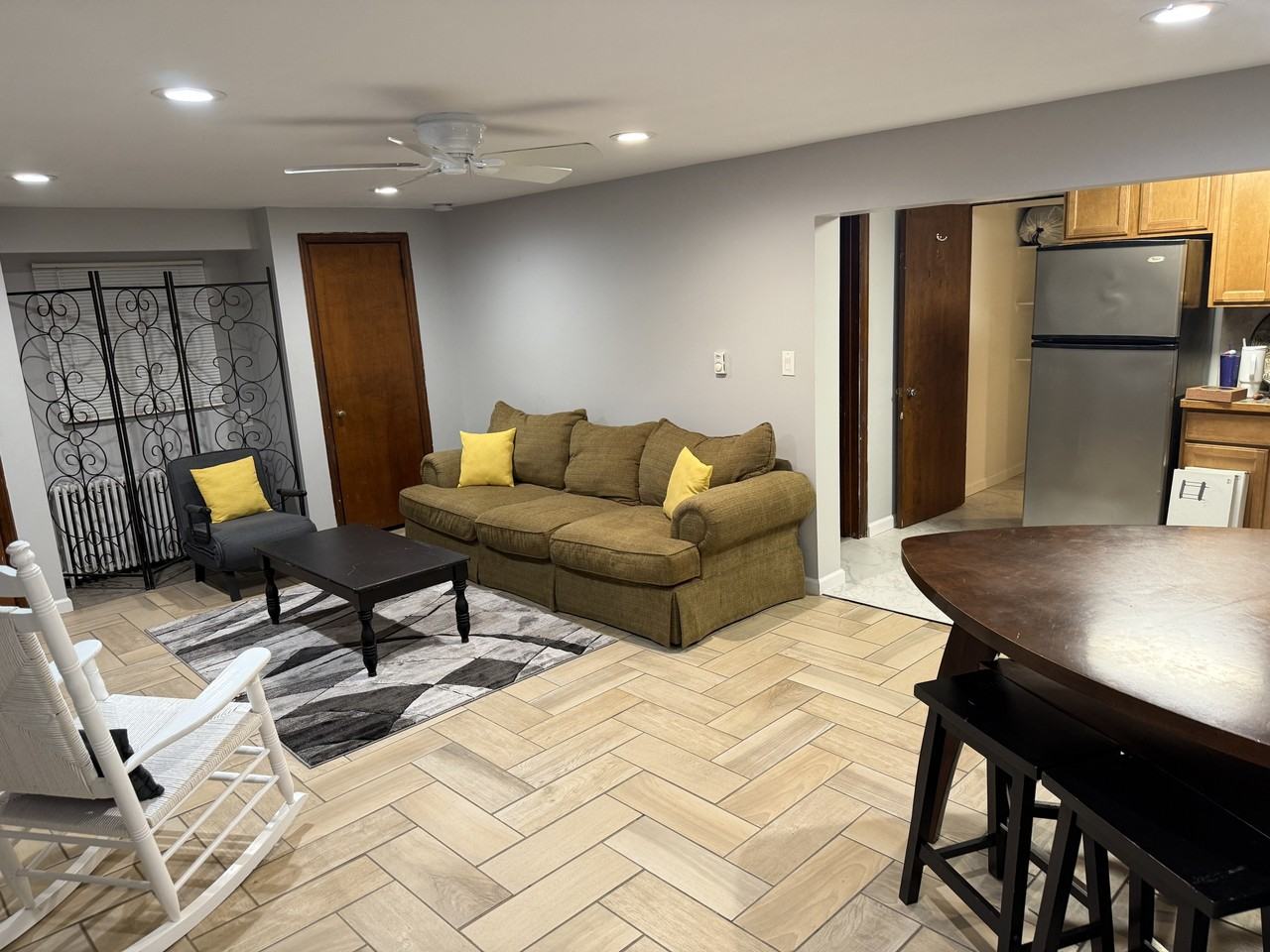 101 101 Marion AveApt 3 #3 - Photo 5 of 13